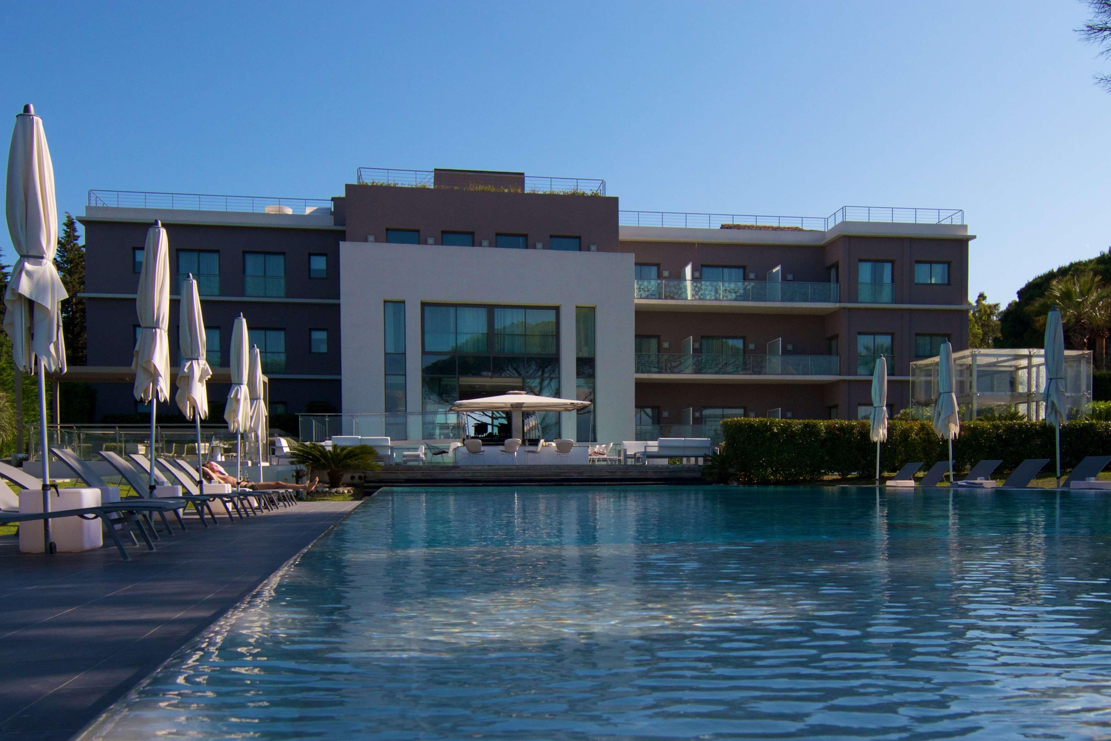 Kube Saint-Tropez Hotel Gassin Exterior photo