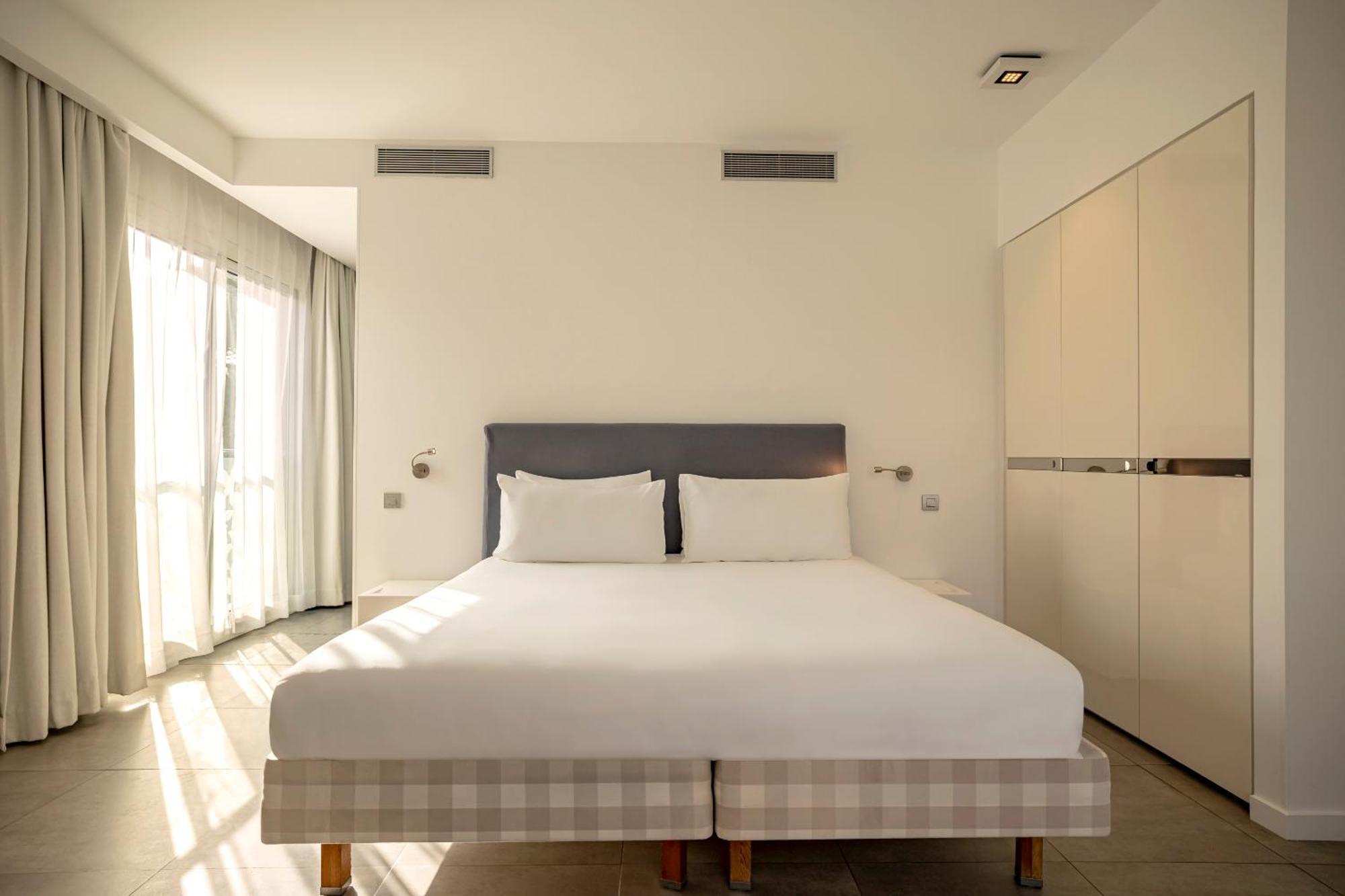 Kube Saint-Tropez Hotel Gassin Exterior photo